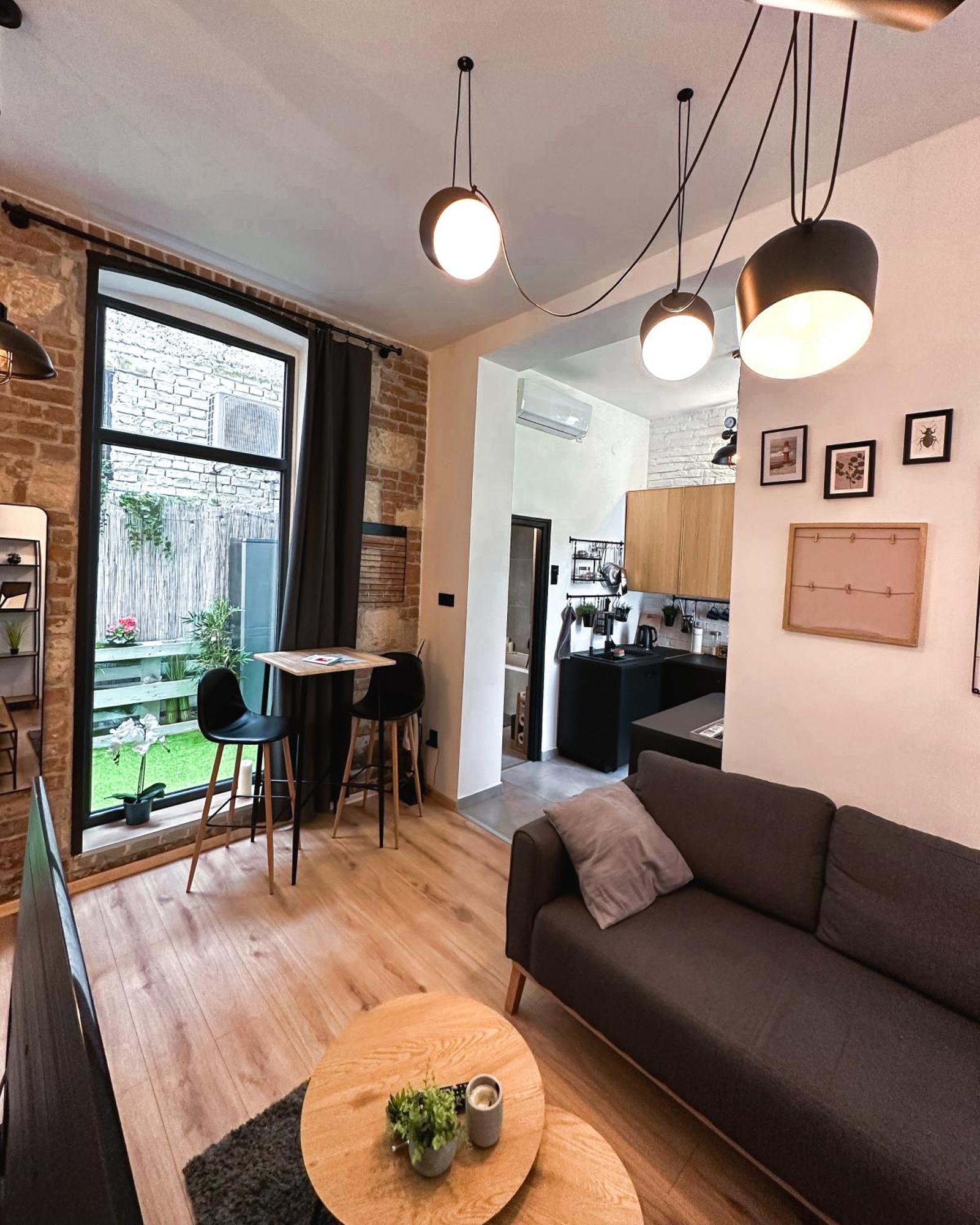 Urban Studio With Private Garden Near Andrassy Budapešť Exteriér fotografie